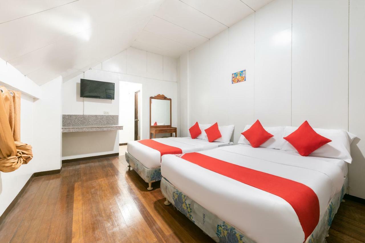 Oyo 122 The Peak Pines Pension Baguio City Εξωτερικό φωτογραφία