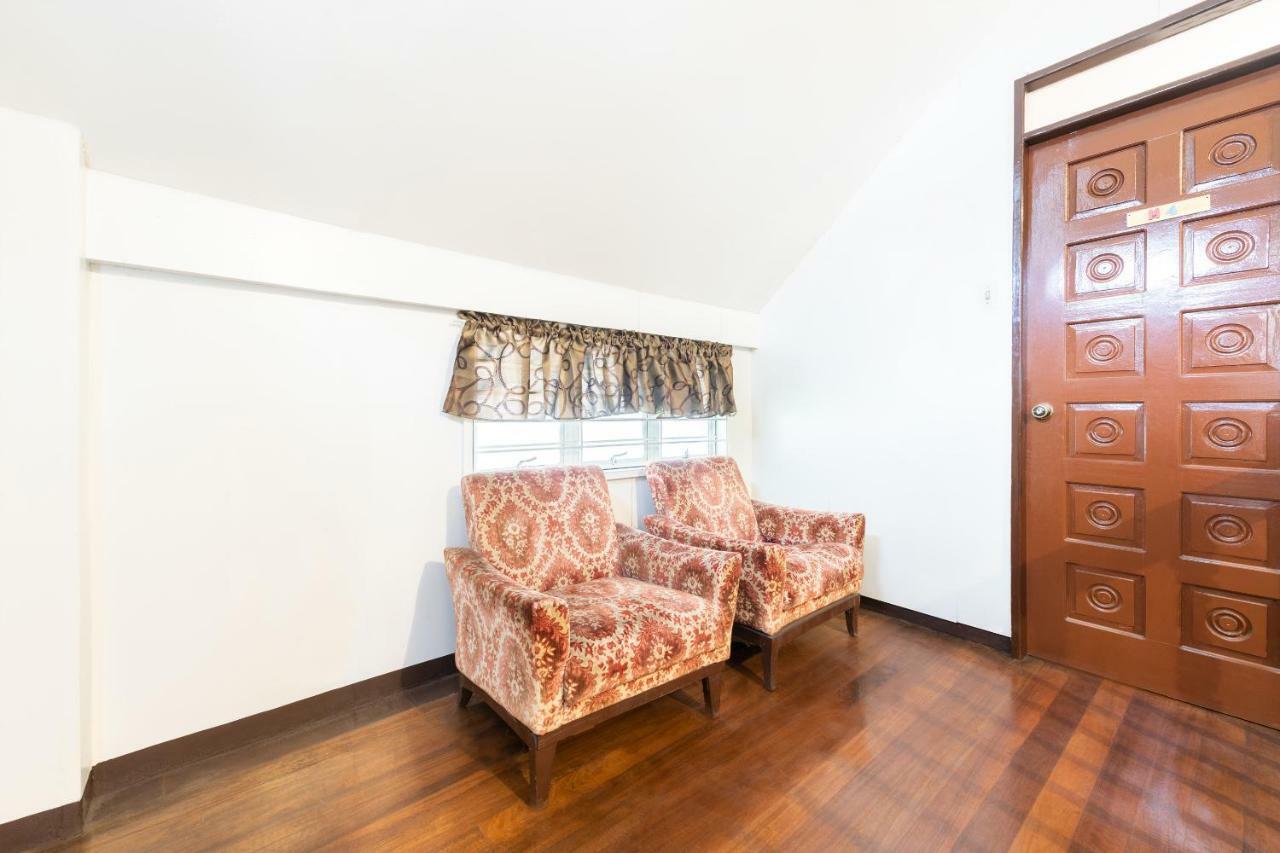 Oyo 122 The Peak Pines Pension Baguio City Εξωτερικό φωτογραφία